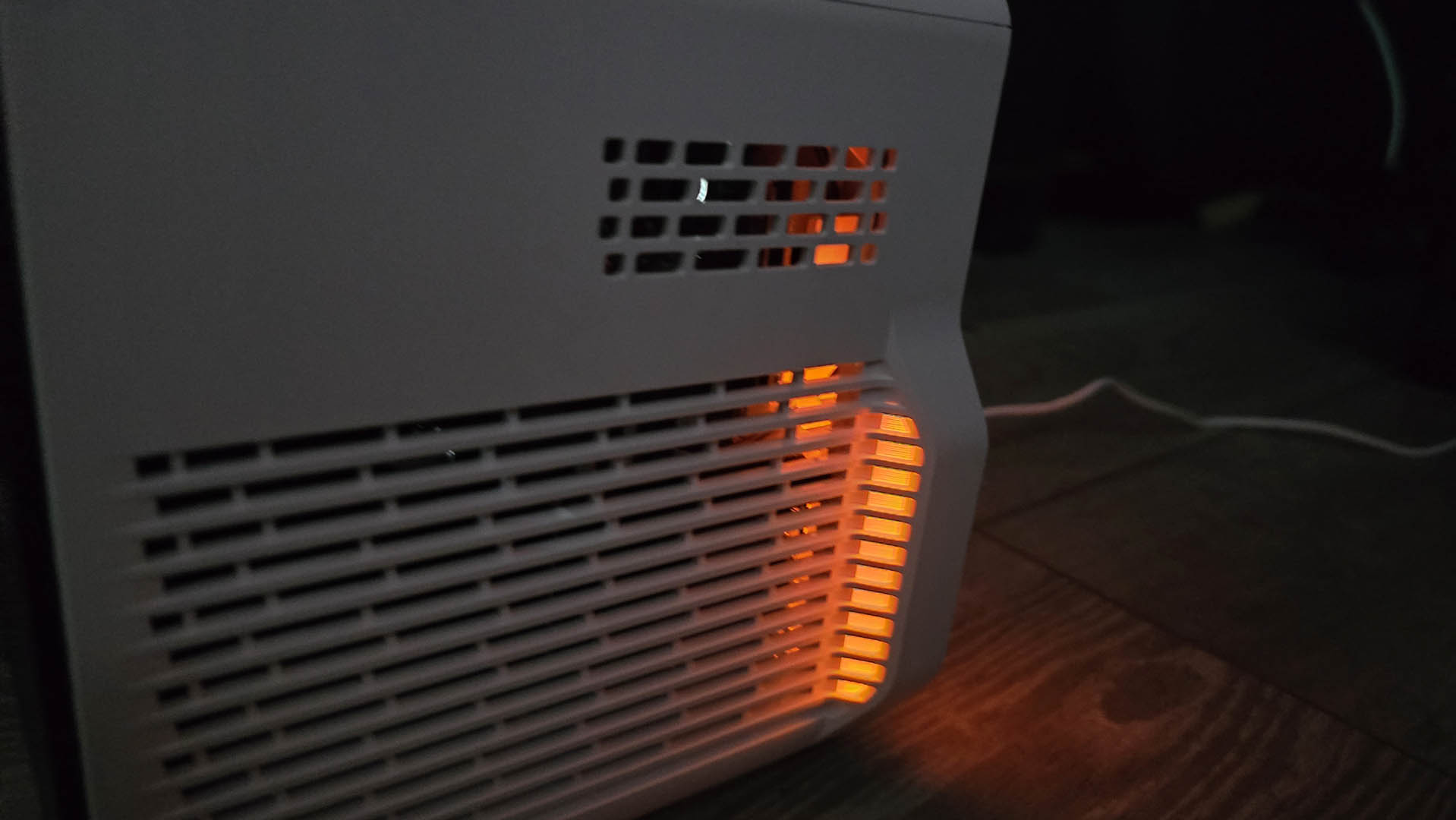 Lighting on the side of the Benq 300G gaming projector
